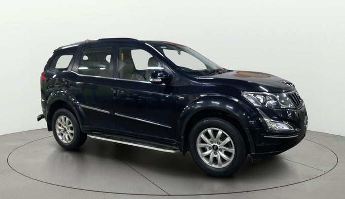 2017 Mahindra XUV500 W9 AT, Diesel, Automatic, 86,529 km, Right Front Diagonal