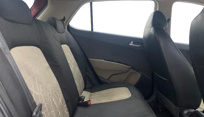 2015 Hyundai Grand i10 SPORTZ 1.2 KAPPA VTVT, Petrol, Manual, 68,655 km, Right Side Rear Door Cabin