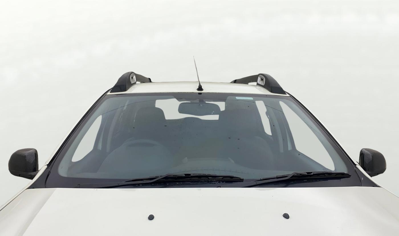 2018 Renault Duster RXS CVT, Petrol, Automatic, 30,921 km, Front Windshield