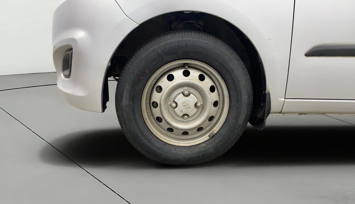 2016 Hyundai i10 MAGNA 1.1, Petrol, Manual, 43,175 km, Left Front Wheel