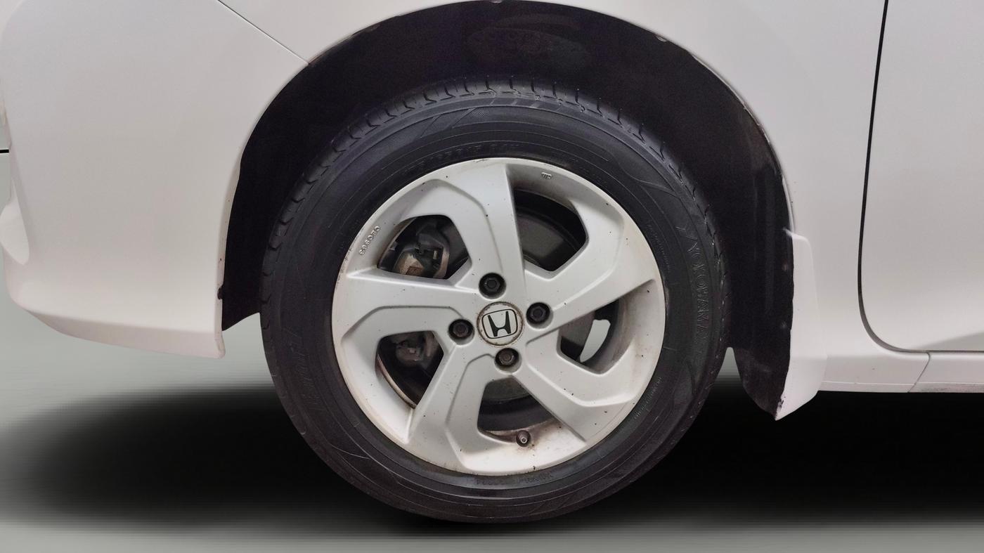 2015 Honda City 1.5L I-VTEC SV, Petrol, Manual, 1,32,707 km, Left Front Wheel