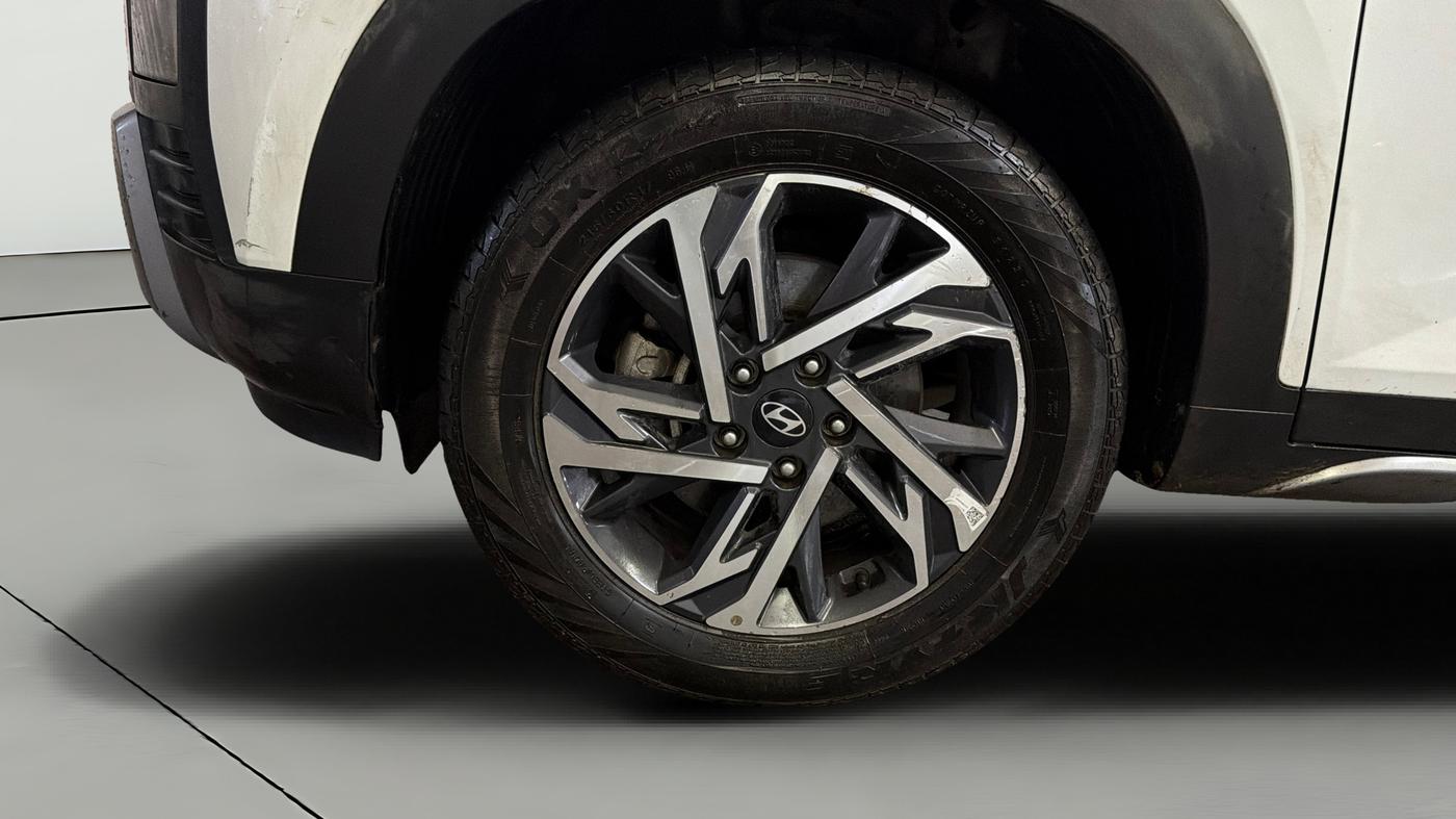 2024 Hyundai Creta SX (O) 1.5 DIESEL, Diesel, Manual, 29,794 km, Left Front Wheel