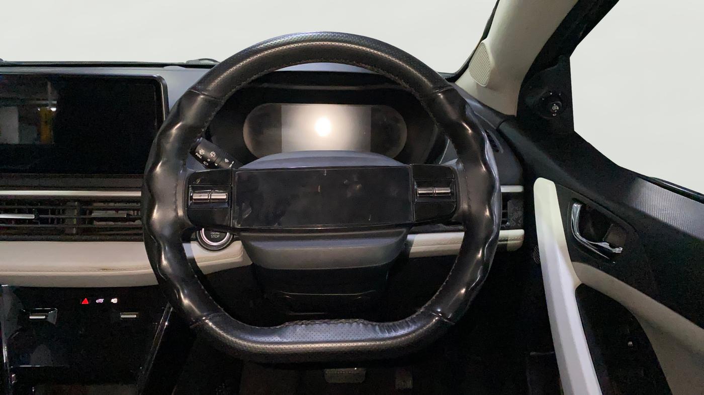 2024 Tata NEXON CREATIVE+ DCA 1.2 PETROL, Petrol, Automatic, 37,395 km, Steering Wheel Close Up