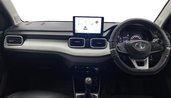 2022 Tata PUNCH ACCOMPLISHED MT, Petrol, Manual, 32,572 km, Dashboard