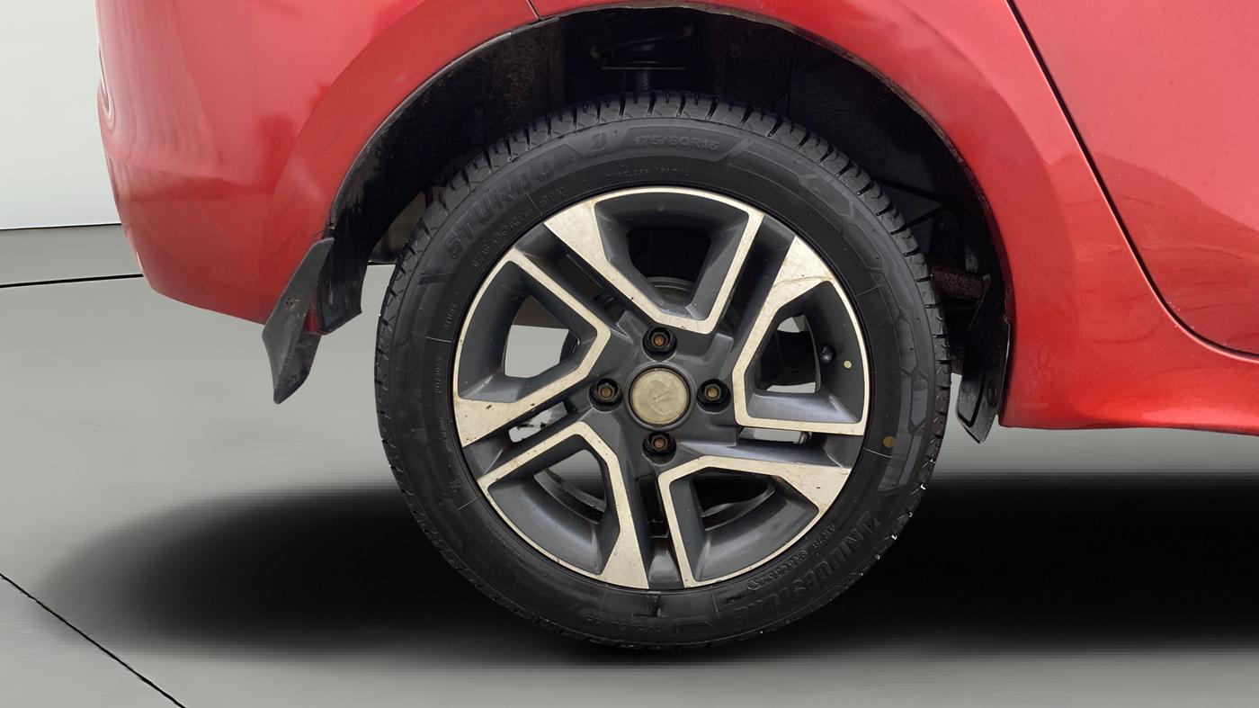 2019 Tata TIGOR XZ PLUS PETROL, Petrol, Manual, 1,26,891 km, Right Rear Wheel