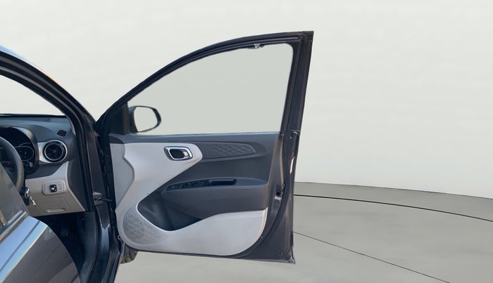 2020 Hyundai GRAND I10 NIOS SPORTZ AMT 1.2 KAPPA VTVT, CNG, Automatic, 85,637 km, RHS Front Door