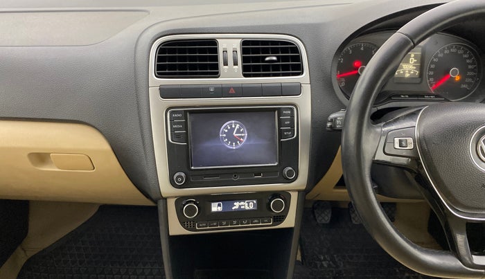 2017 Volkswagen Ameo HIGHLINE1.2L PLUS 16 ALLOY, Petrol, Manual, 70,031 km, Air Conditioner