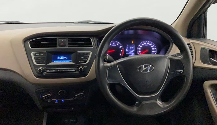 2018 Hyundai Elite i20 MAGNA EXECUTIVE 1.2, Petrol, Manual, 1,11,225 km, Steering Wheel Close Up