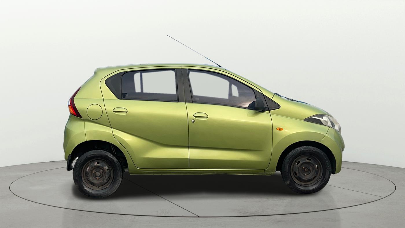 2016 Datsun Redi Go S, Petrol, Manual, 95,754 km, Right Side View