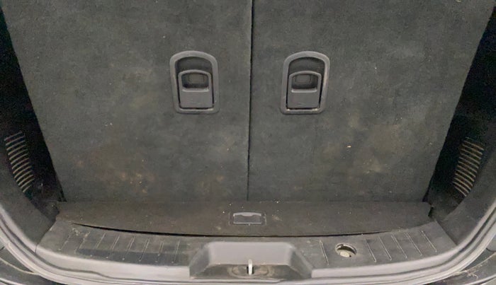 2019 Mahindra XUV500 W7, Diesel, Manual, 96,226 km, Boot Open Zoomed View