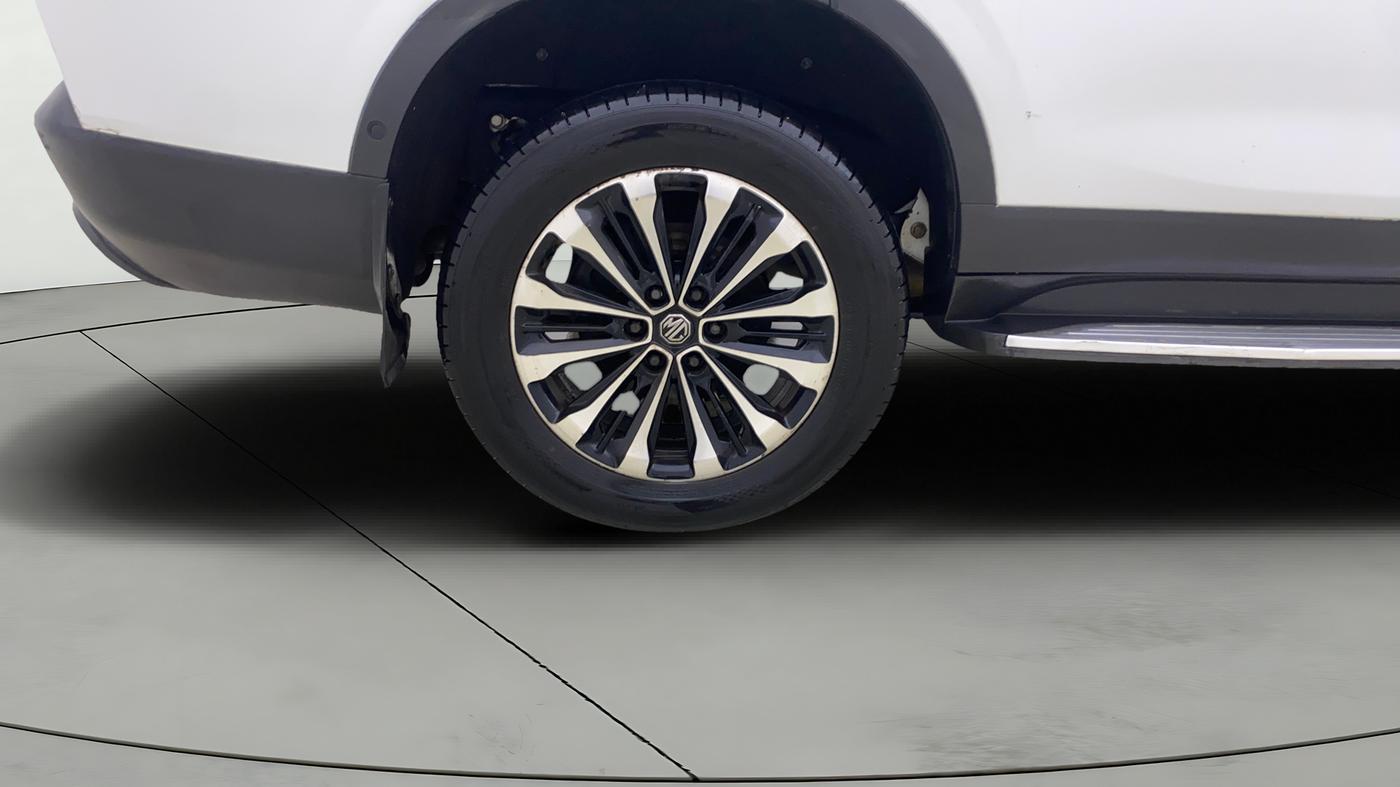 2021 MG GLOSTER SAVVY 6 STR 2.0 TWIN TURBO 4WD, Diesel, Automatic, 1,27,024 km, Right Rear Wheel