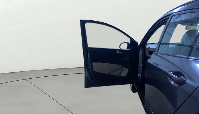 2016 Hyundai Grand i10 SPORTZ 1.2 KAPPA VTVT, CNG, Manual, 62,585 km, LHS Front Door