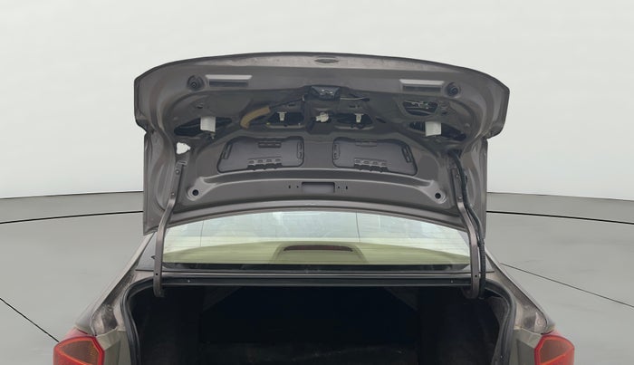 2016 Honda City 1.5L I-VTEC V MT, Petrol, Manual, 91,157 km, Boot Door Open