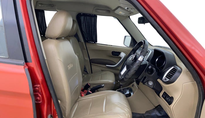 2015 Mahindra TUV300 T8 AMT, Diesel, Automatic, 69,797 km, Right Side Front Door Cabin