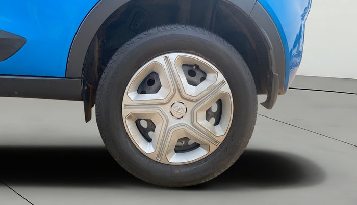 2018 Tata NEXON XMA PETROL, Petrol, Automatic, 52,519 km, Left Rear Wheel