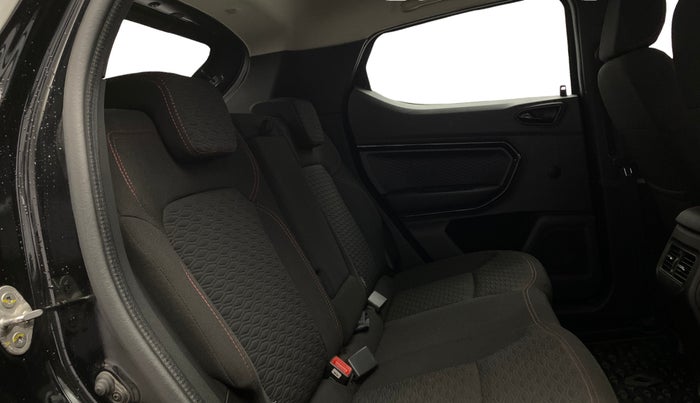 2023 Renault Kiger RXZ TURBO CVT, Petrol, Automatic, 24,169 km, Right Side Rear Door Cabin