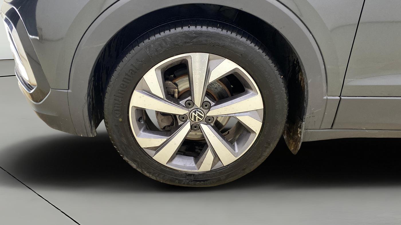2022 Volkswagen TAIGUN TOPLINE 1.0 TSI MT, Petrol, Manual, 1,00,095 km, Left Front Wheel