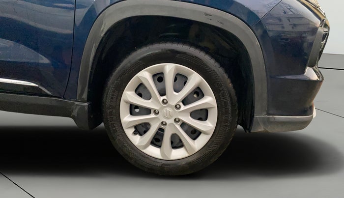 2022 Maruti Grand Vitara DELTA SMART HYBRID, Petrol, Manual, 28,078 km, Right Front Wheel