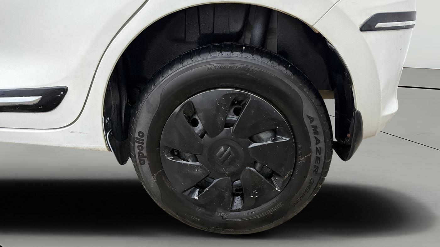 2024 Maruti Swift VXI, Petrol, Manual, 23,779 km, Left Rear Wheel