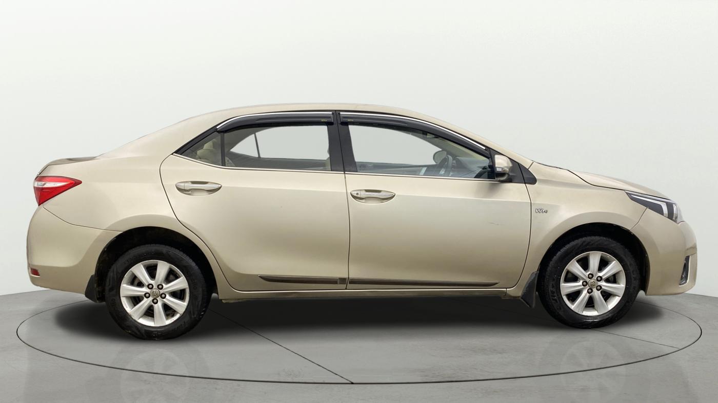2015 Toyota Corolla Altis G CVT PETROL, Petrol, Automatic, 84,986 km, Right Side View