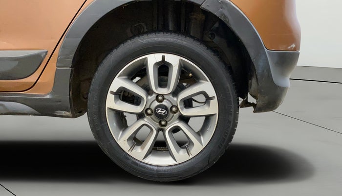 2016 Hyundai i20 Active 1.2 S, Petrol, Manual, 73,789 km, Left Rear Wheel