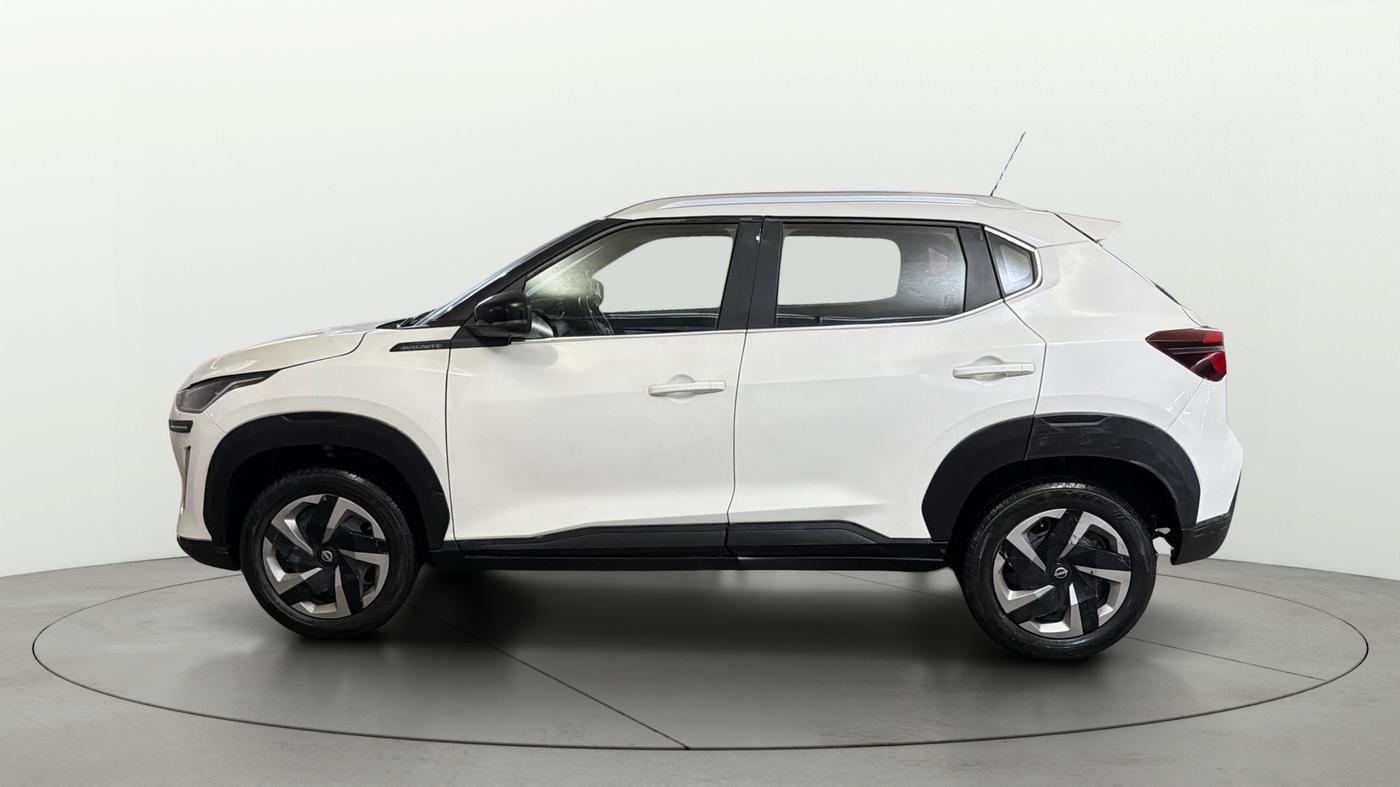 2021 Nissan MAGNITE XL, Petrol, Manual, 30,813 km, Left Side