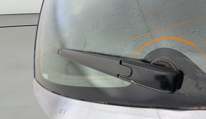 2019 Maruti Baleno ZETA PETROL 1.2, CNG, Manual, 1,12,890 km, Rear Wiper