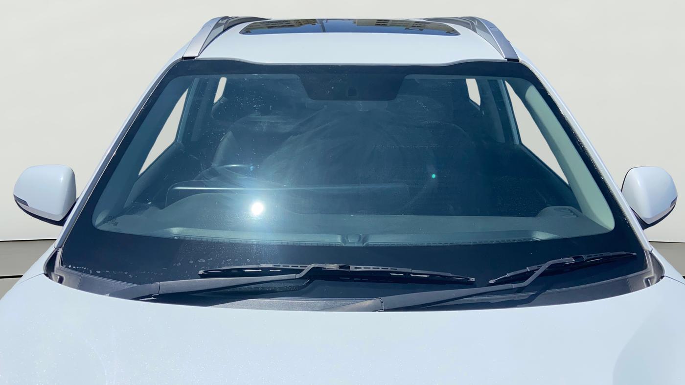 2020 KIA SONET GTX PLUS 1.0 DCT, Petrol, Automatic, 1,35,170 km, Front Windshield