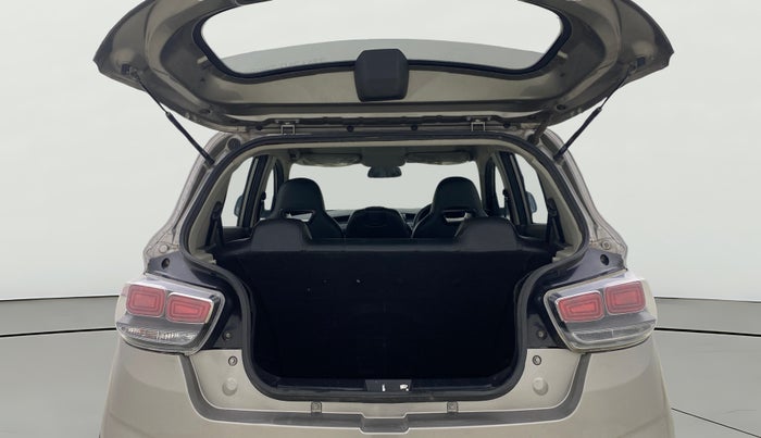 2018 Mahindra KUV 100 NXT K2 P 6 STR, Petrol, Manual, 27,851 km, Boot Open Zoomed View