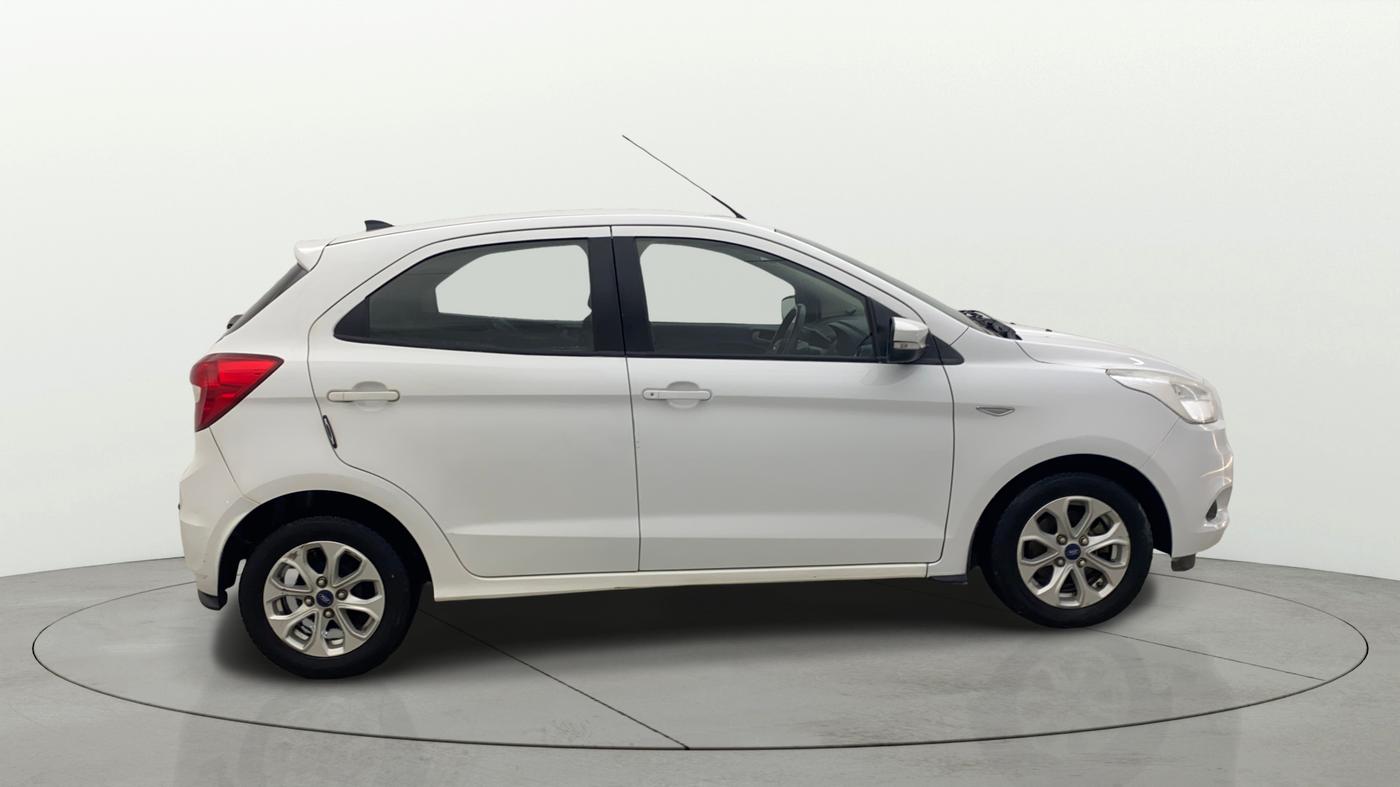 2016 Ford New Figo TITANIUM 1.5 PETROL AT, Petrol, Automatic, 51,020 km, Right Side View