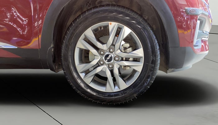 2022 KIA SELTOS HTX PETROL 1.5, Petrol, Manual, 5,981 km, Right Front Wheel