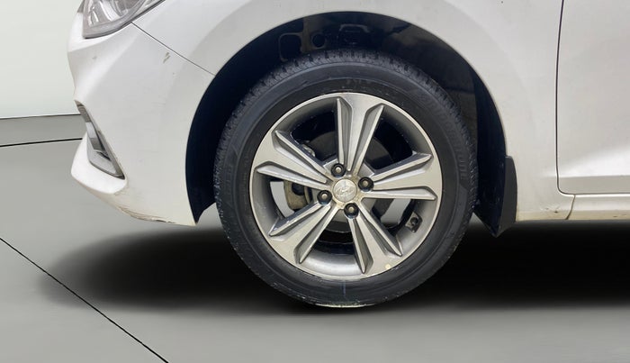 2019 Hyundai Verna 1.6 VTVT SX, Petrol, Manual, 37,628 km, Left Front Wheel