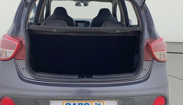 2017 Hyundai Grand i10 MAGNA AT 1.2 KAPPA VTVT, Petrol, Automatic, 33,435 km, Boot Open Zoomed View