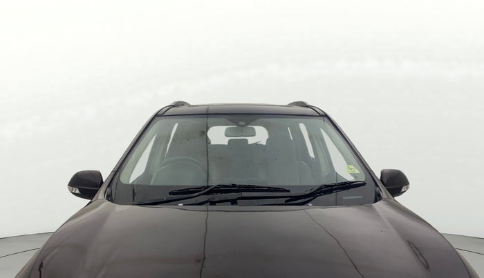 2015 Mahindra XUV500 W10, Diesel, Manual, 77,461 km, Front Windshield