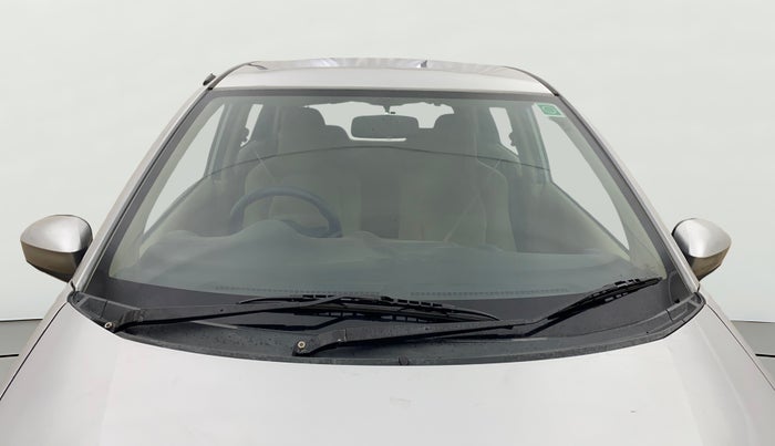 2012 Honda Brio V MT, Petrol, Manual, 95,376 km, Front Windshield