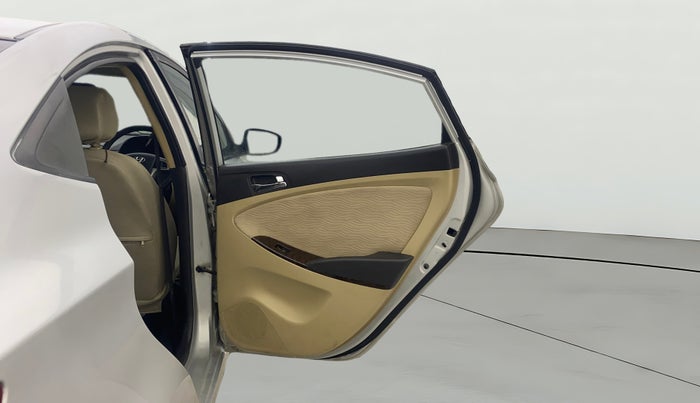 2013 Hyundai Verna FLUIDIC 1.6 VTVT SX, Petrol, Manual, 70,493 km, RHS Rear Door