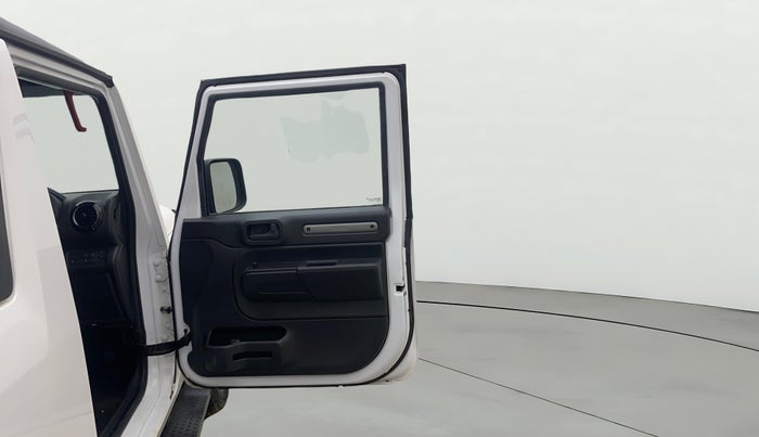 2023 Mahindra Thar LX PETROL HT 4WD AT, Petrol, Automatic, 27,242 km, RHS Front Door