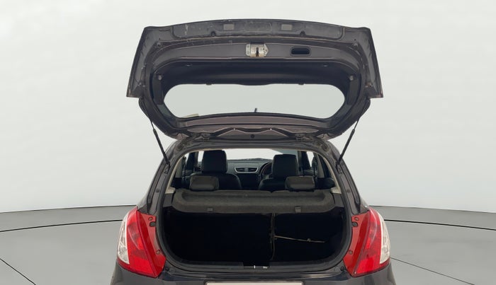 2016 Maruti Swift VXI, Petrol, Manual, 1,02,697 km, Boot Door Open