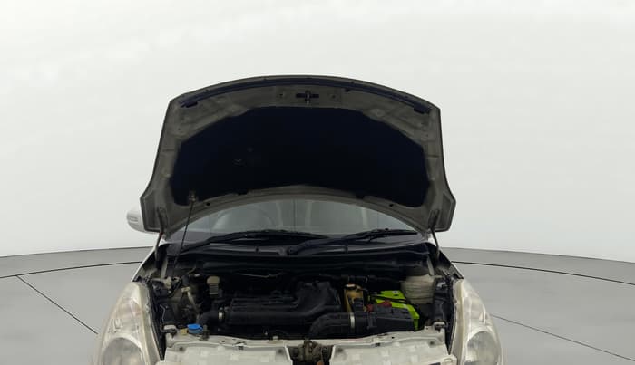 2013 Maruti Swift VDI, Diesel, Manual, 90,343 km, Open Bonet