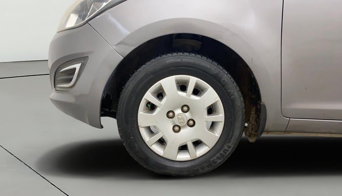 2013 Hyundai i20 MAGNA 1.2, Petrol, Manual, 67,553 km, Left Front Wheel
