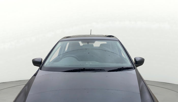 2015 Volkswagen Polo COMFORTLINE 1.2L, Petrol, Manual, 73,819 km, Front Windshield