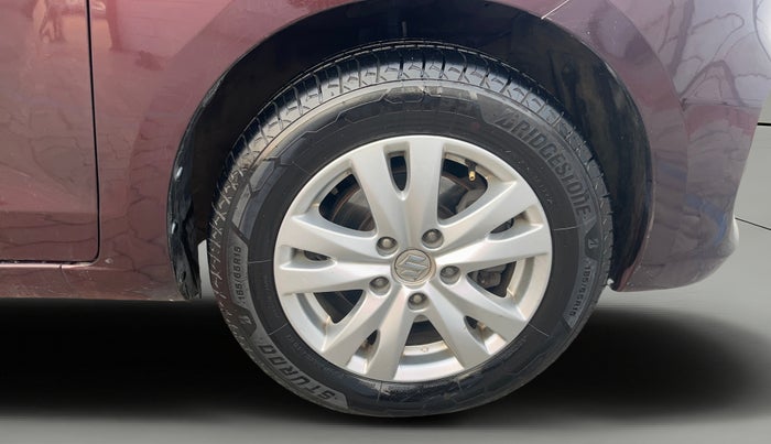 2017 Maruti Ertiga VDI SHVS, Diesel, Manual, 1,37,464 km, Right Front Wheel