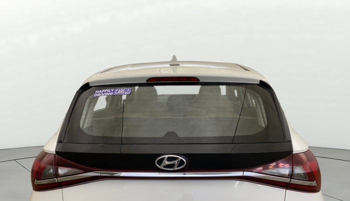 2021 Hyundai NEW I20 SPORTZ 1.2 AT, Petrol, Automatic, 23,673 km, Rear Windshield