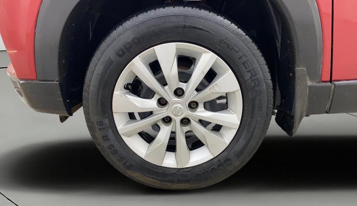 2019 Nissan Kicks XL 1.5, Petrol, Manual, 75,945 km, Left Front Wheel