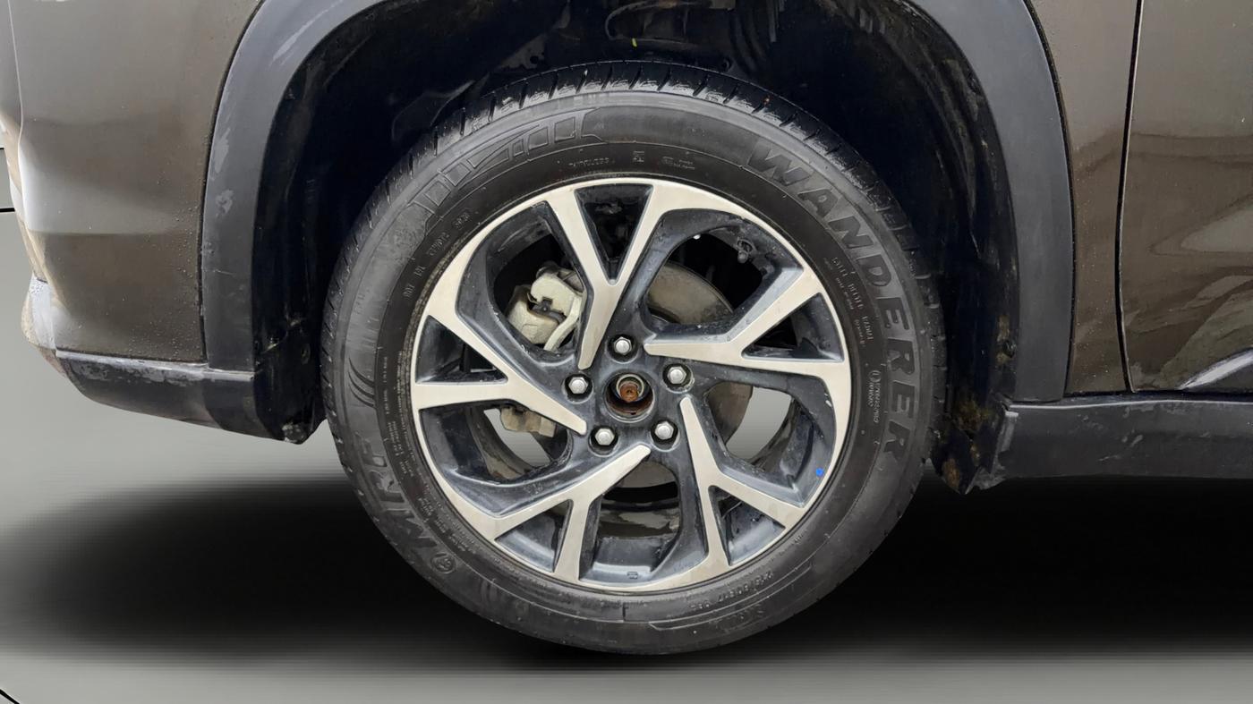 2023 Toyota URBAN CRUISER HYRYDER G HYBRID, Hybrid, Automatic, 26,777 km, Left Front Wheel
