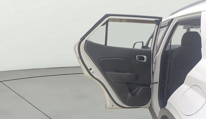 2021 Hyundai VENUE SX 1.5 CRDI, Diesel, Manual, 48,625 km, LHS Rear Door