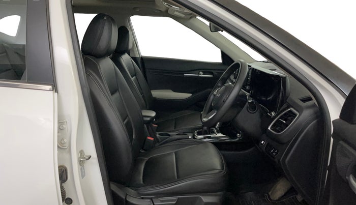 2021 KIA SELTOS HTK PLUS 1.5 IMT, Petrol, Manual, 27,942 km, Right Side Front Door Cabin