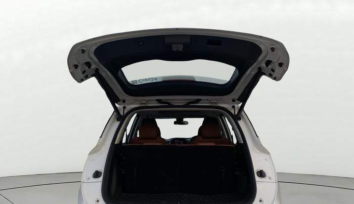 2022 MG HECTOR PLUS SHARP 1.5 PETROL TURBO CVT 6-STR, Petrol, Automatic, 76,670 km, Boot Door Open