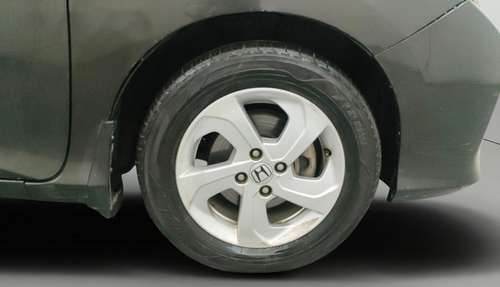2015 Honda City 1.5L I-VTEC VX (O) MT, Petrol, Manual, 1,20,942 km, Right Front Wheel