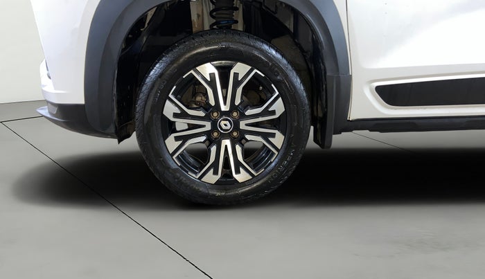 2022 Renault Kiger RXT (O) MT, Petrol, Manual, 25,156 km, Left Front Wheel